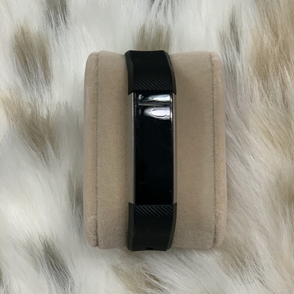 MARC by Marc Jacobs Black Leather Gold Tone Watch